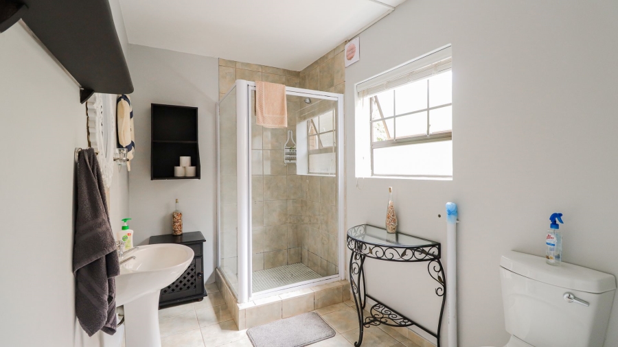  Bedroom Property for Sale in Dana Bay Western Cape